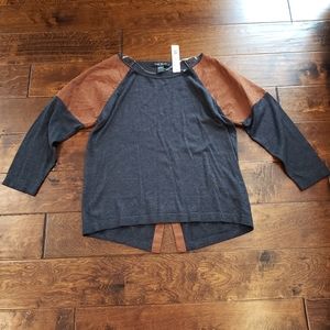 NWT August Silk Top Size S